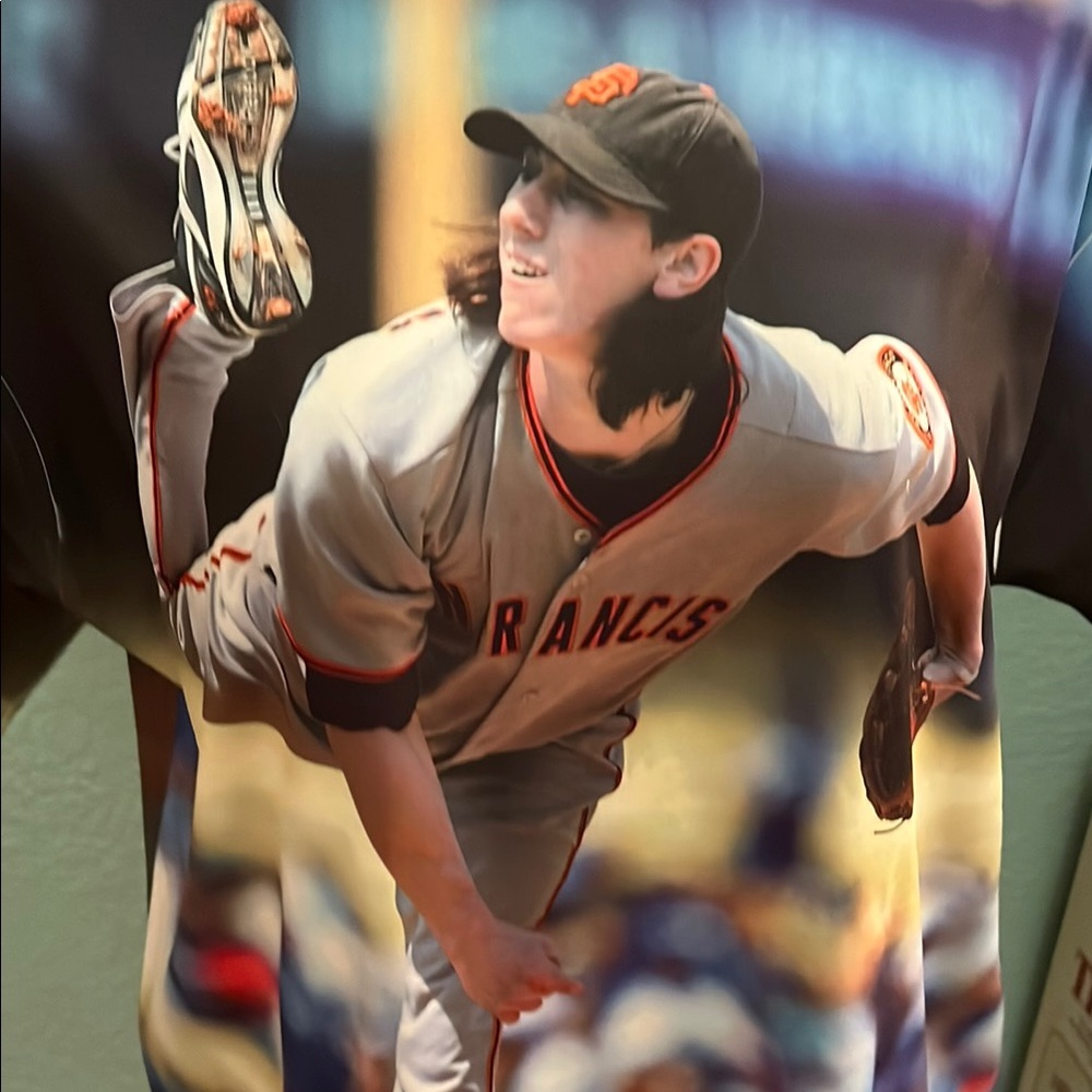 Timmy Lincecum Giants Pitcher Graphic T-Shirt